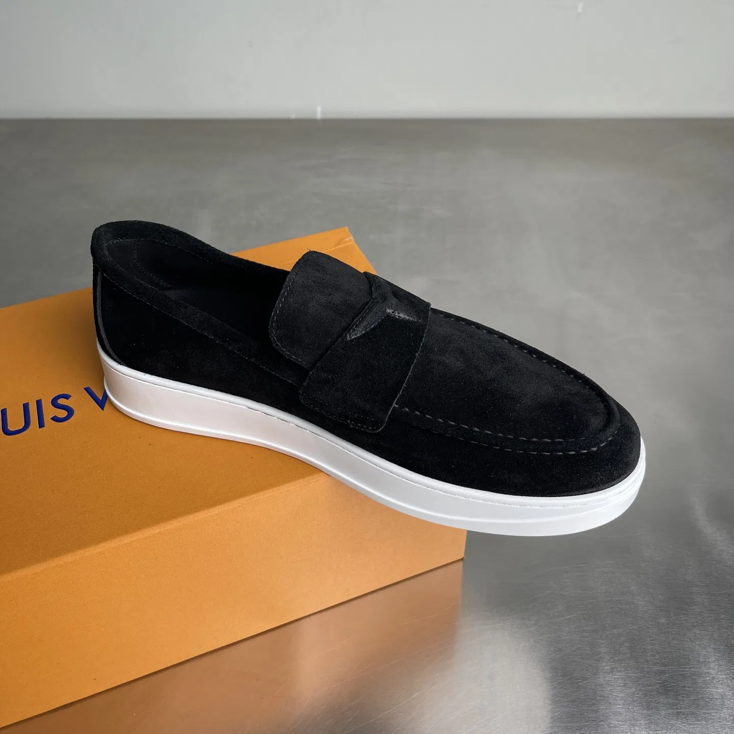 LV 27FW BMLOIMQ 004 로퍼 14