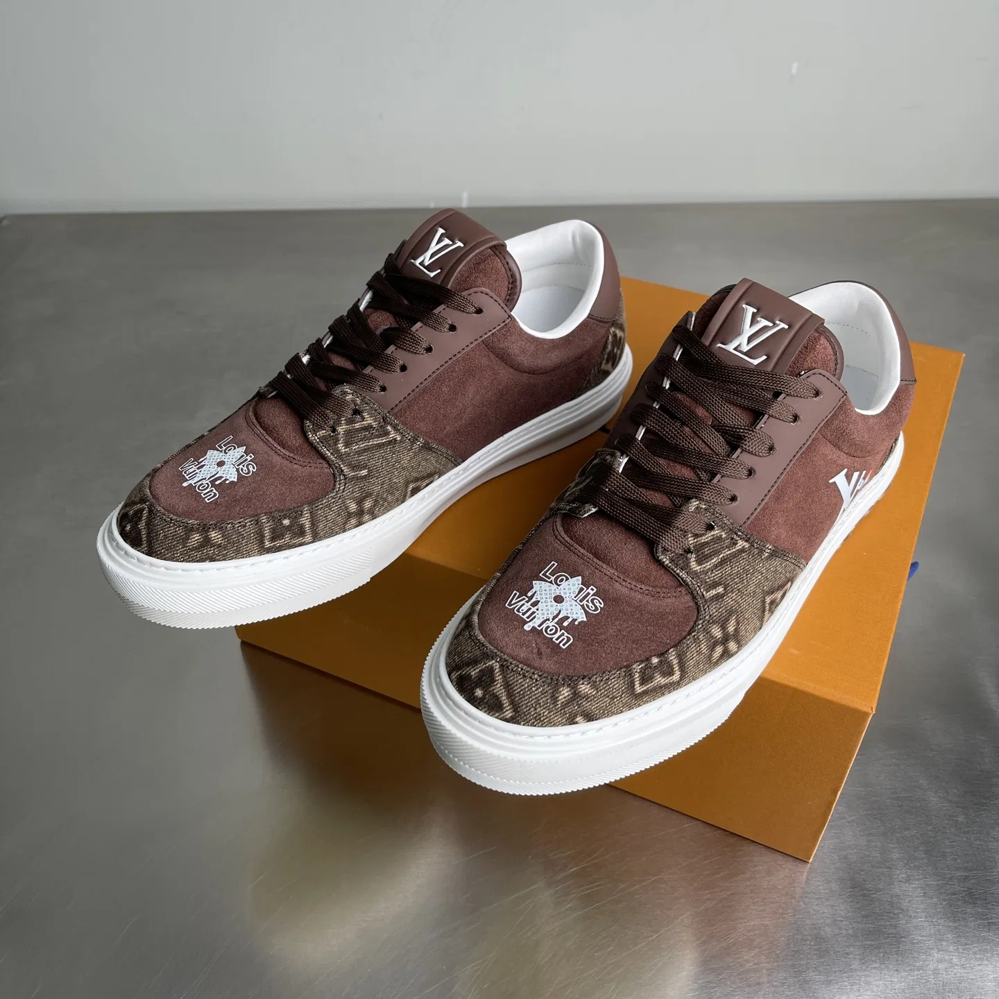 LV 27FW BMLOIMQ 006 스니커즈 41