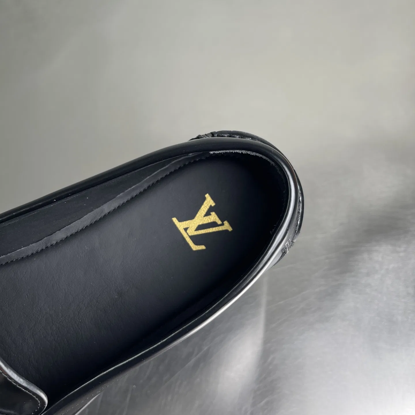 LV 27FW BMLOIMQ 007 로퍼 15