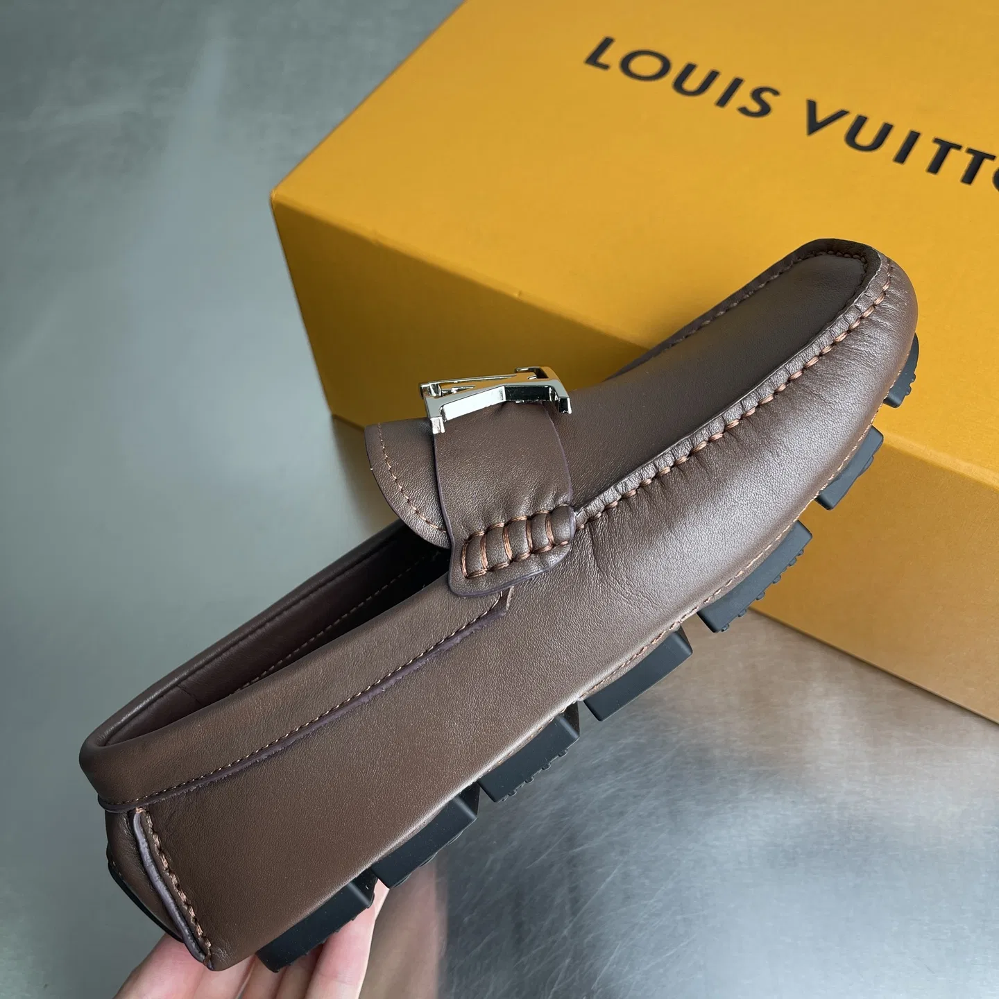 LV 27FW BMLOIMQ 010 로퍼 11