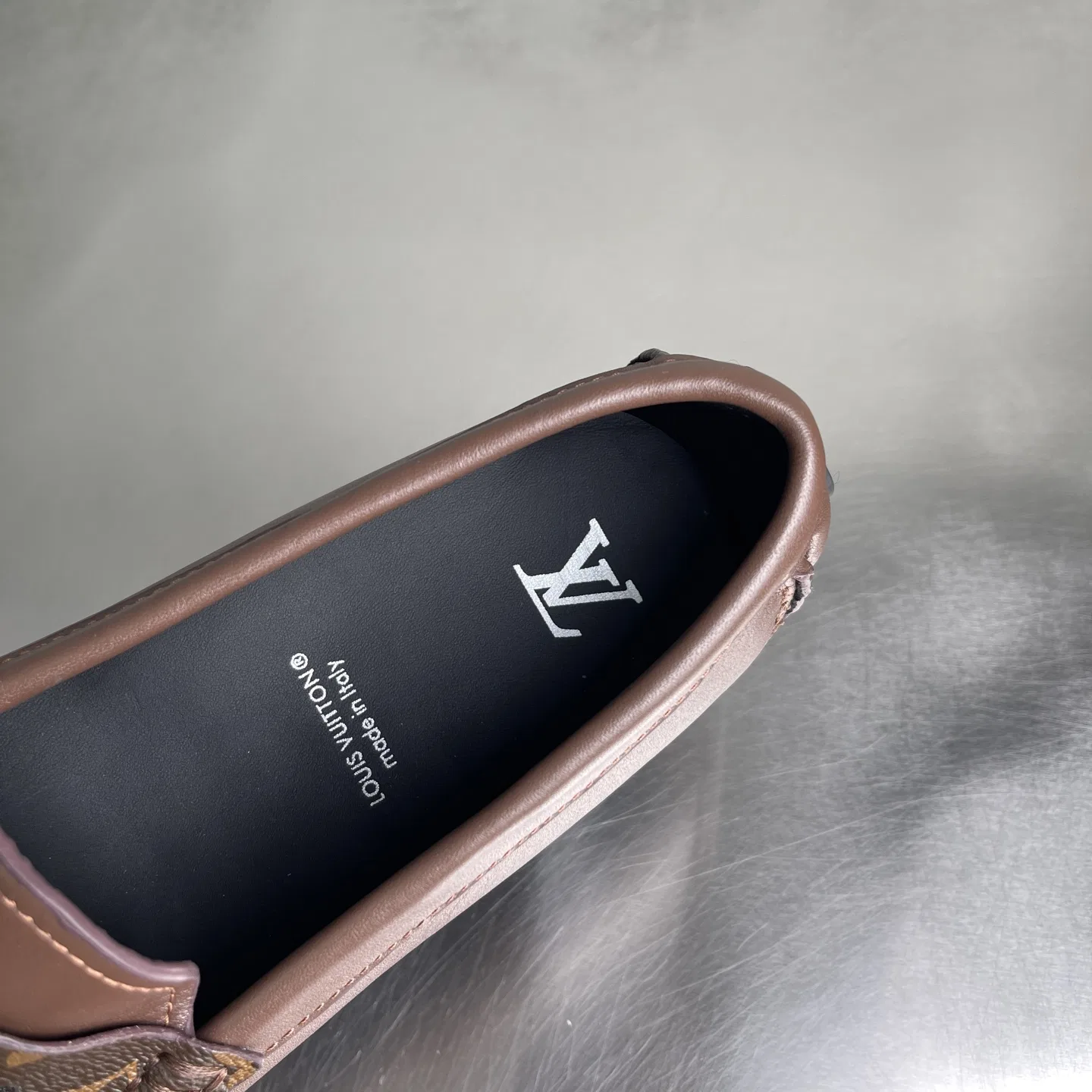 LV 27FW BMLOIMQ 011 로퍼 7
