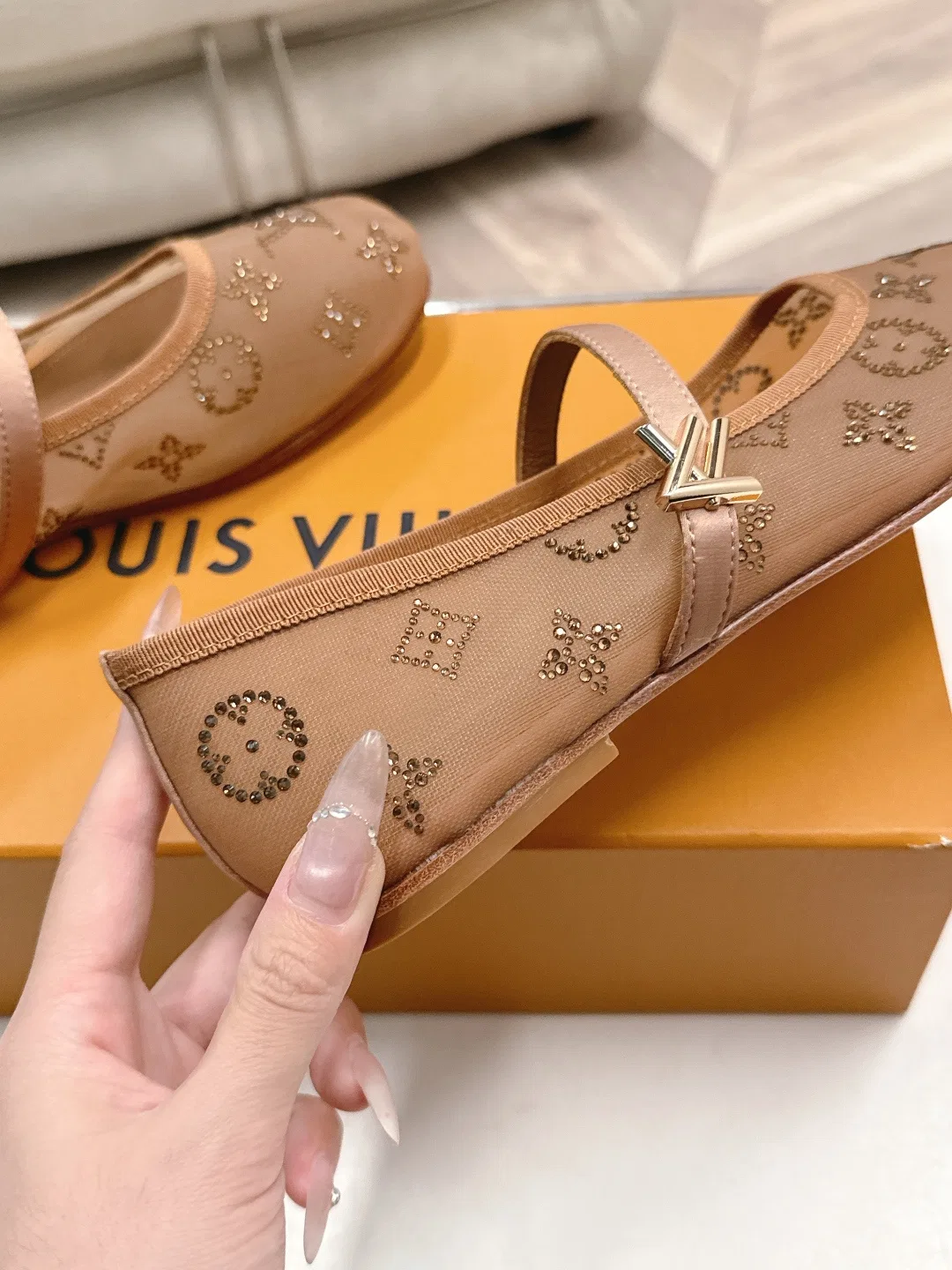 LV 27FW BMLOIMQ 014 플랫슈즈 16