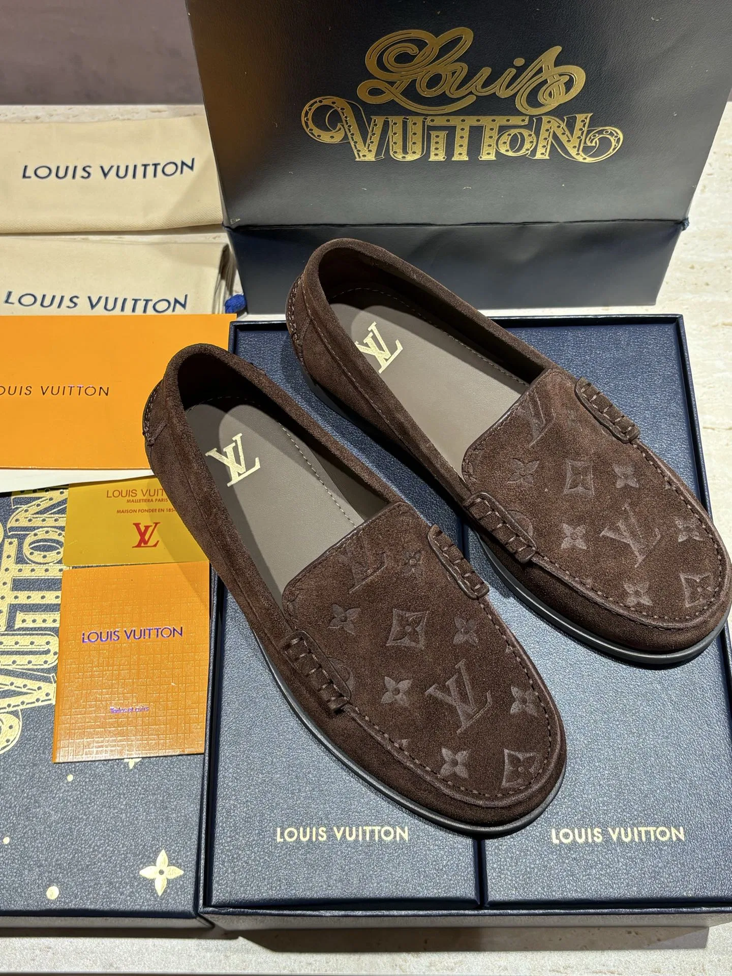 LV 27FW BXZUBKP 001 로퍼 9