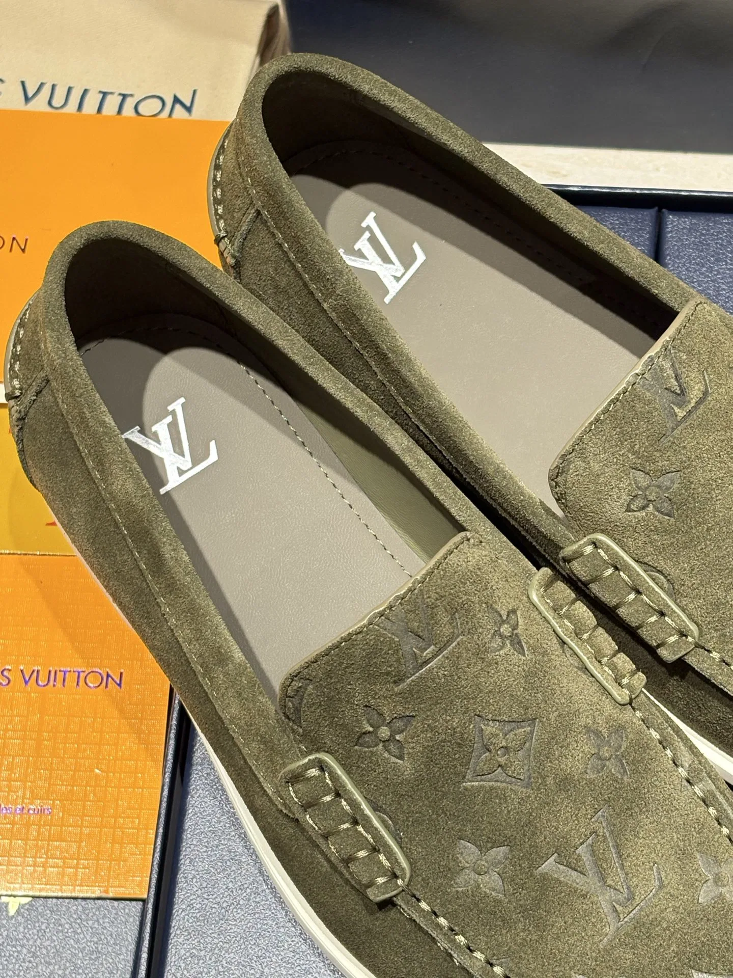 LV 27FW BXZUBKP 001 로퍼 20