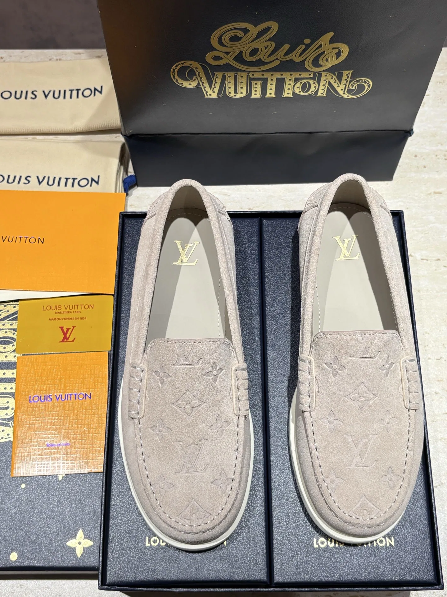 LV 27FW BXZUBKP 001 로퍼 33