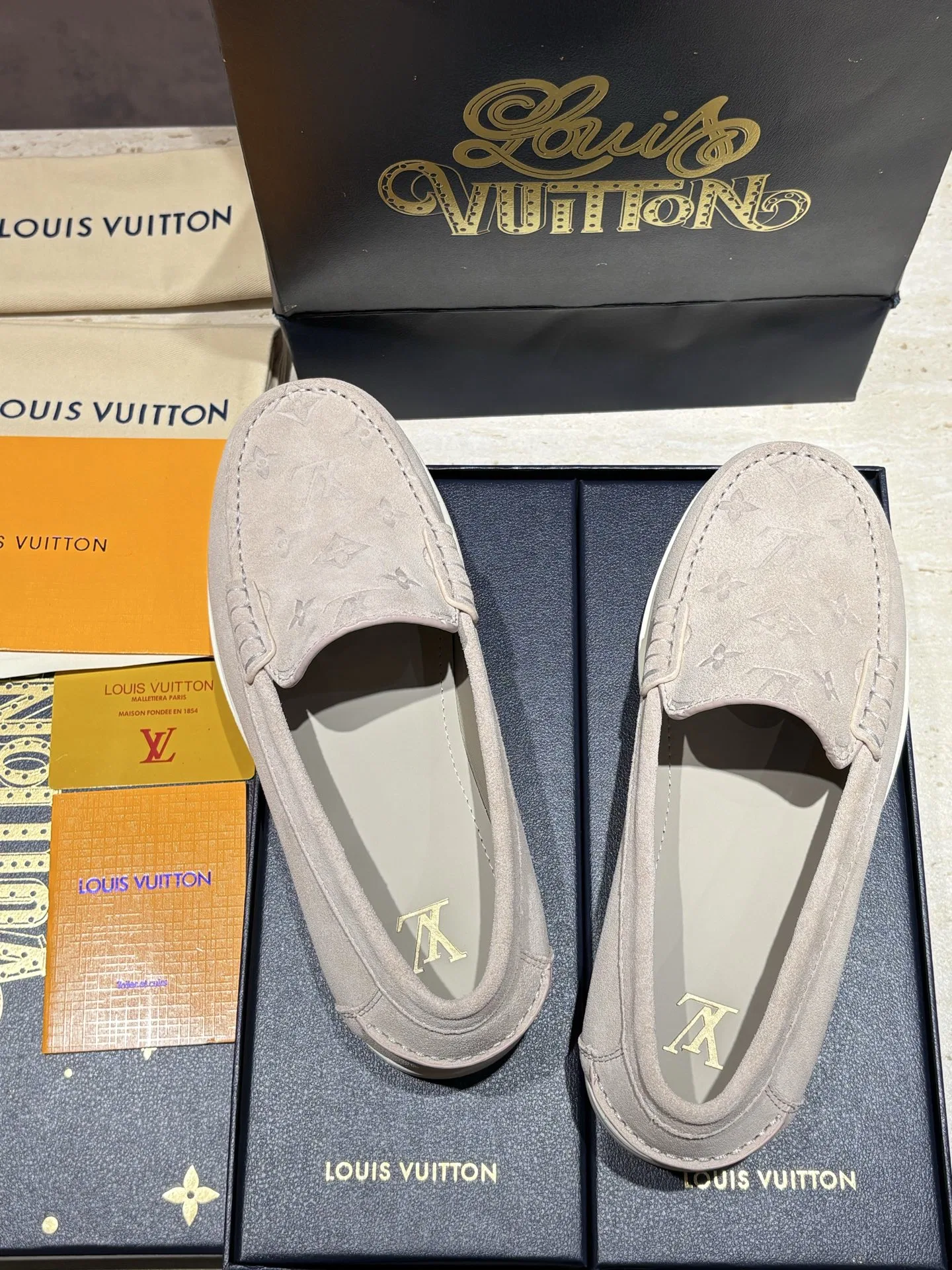 LV 27FW BXZUBKP 001 로퍼 35