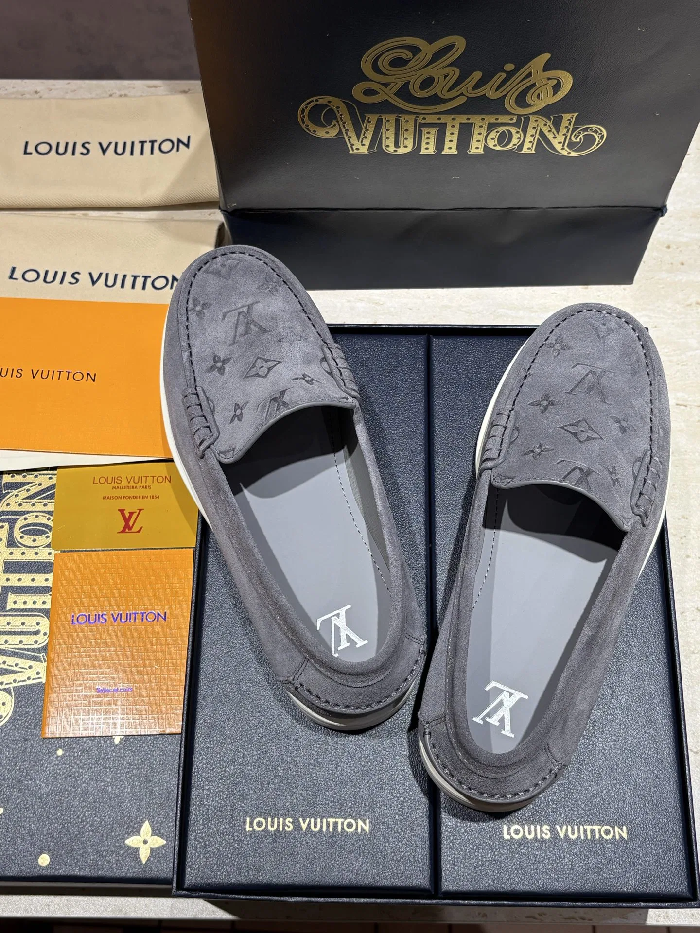 LV 27FW BXZUBKP 001 로퍼 39