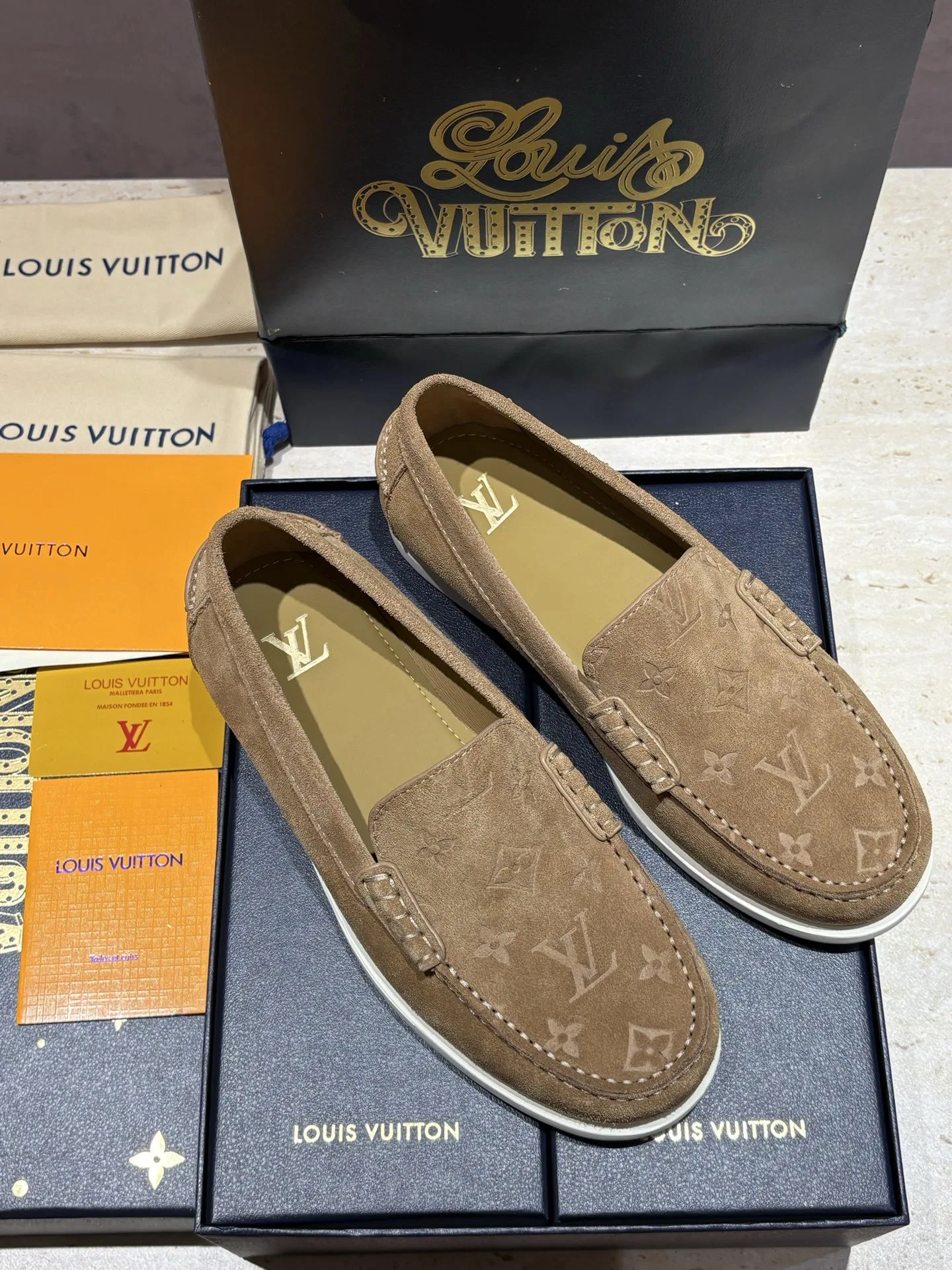 LV 27FW BXZUBKP 001 로퍼 45