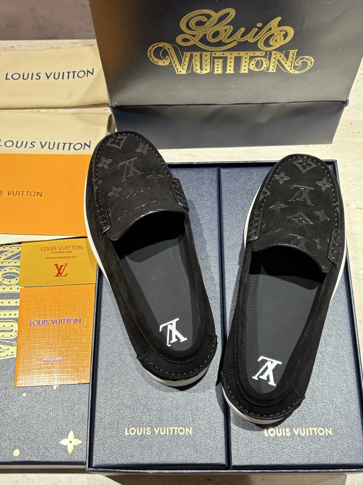LV 27FW BXZUBKP 001 로퍼 52