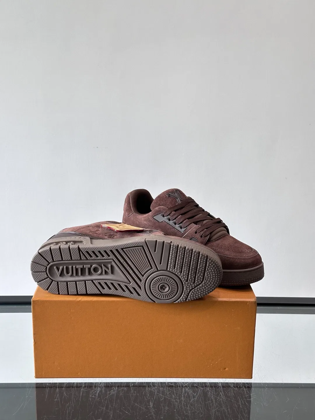 LV 27FW BXZUBKP 002 스니커즈 9