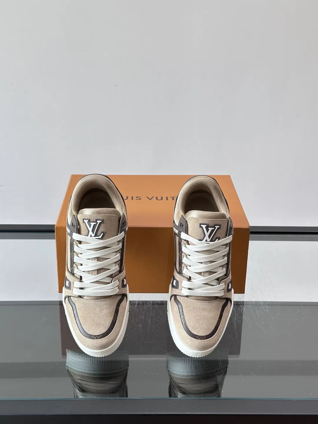 LV 27FW BXZUBKP 002 스니커즈 15