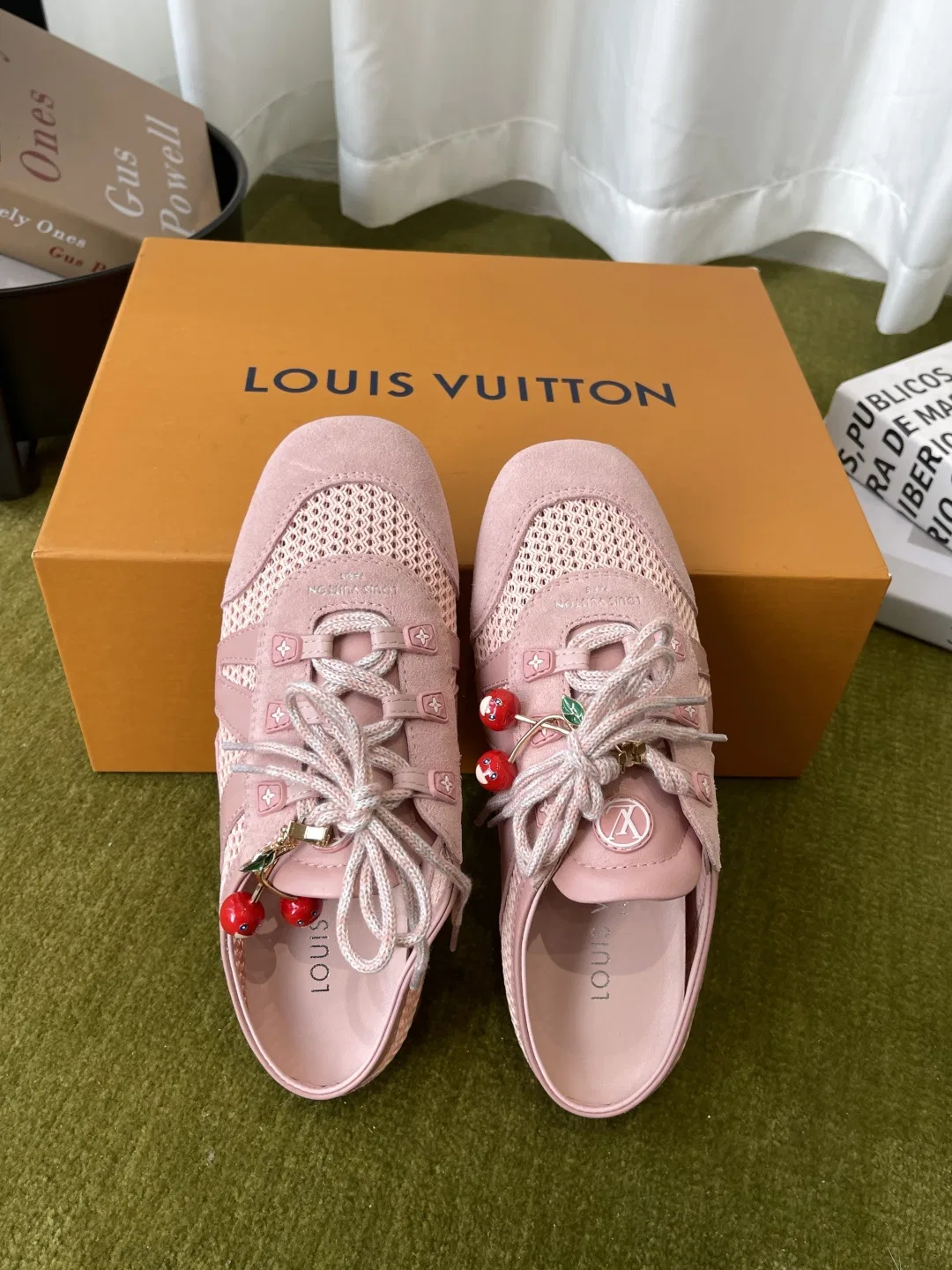 LV 27FW BXZUBKP 003 운동화 16
