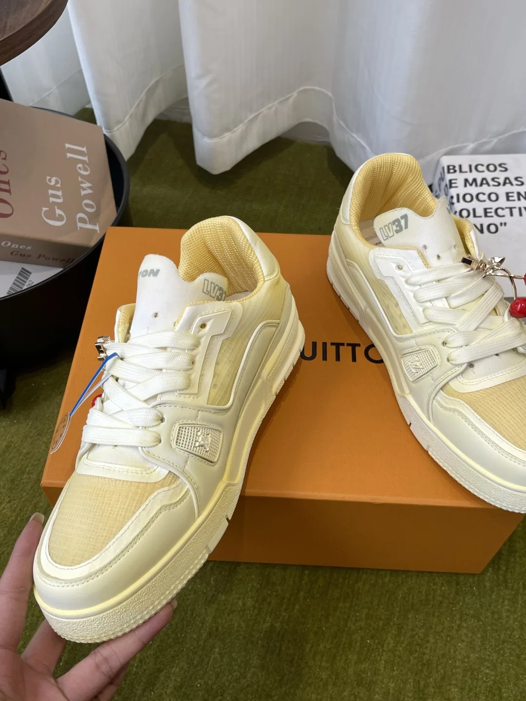LV 27FW BXZUBKP 006 스니커즈 12
