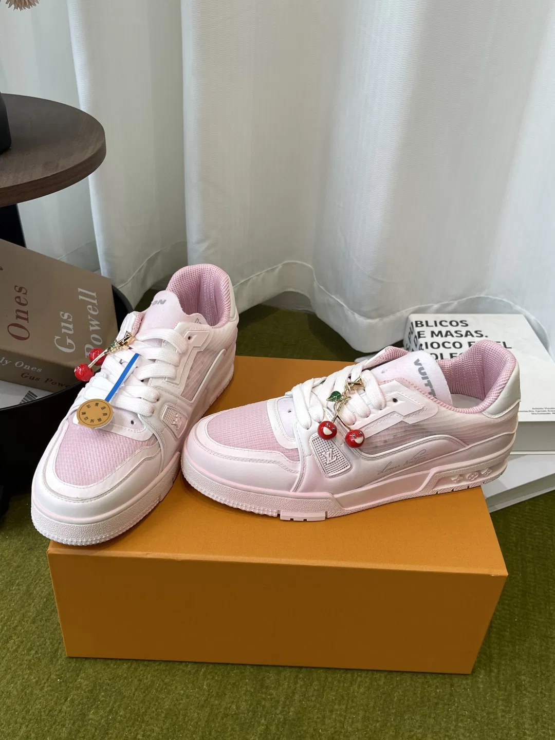 LV 27FW BXZUBKP 006 스니커즈 27