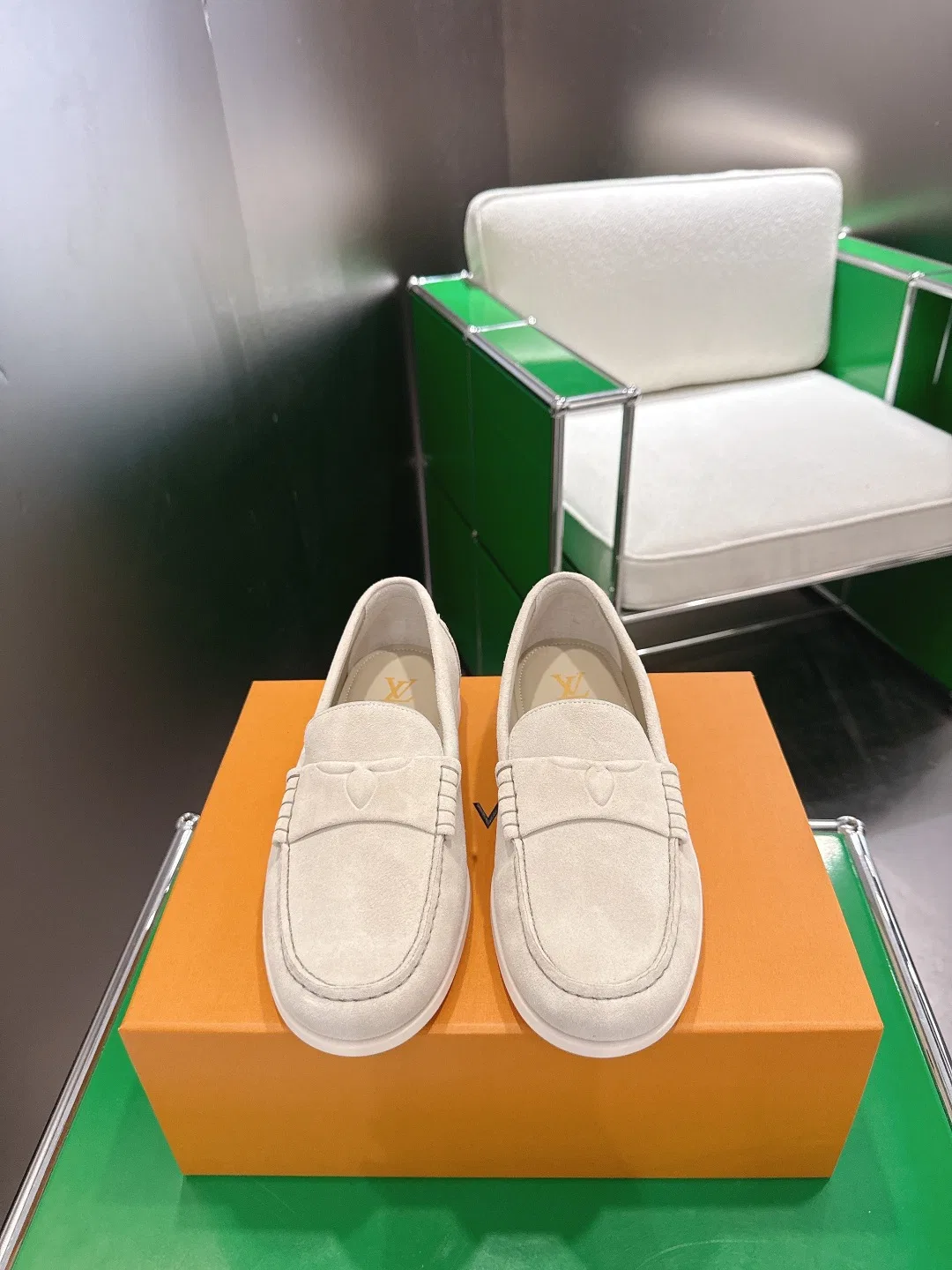 LV 27FW BXZUBKP 007 로퍼 37
