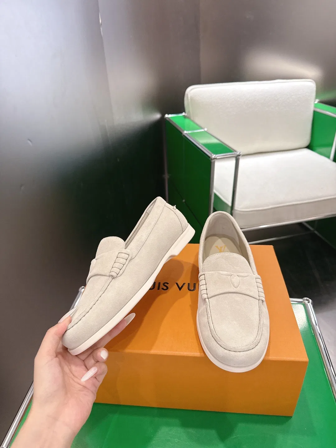 LV 27FW BXZUBKP 007 로퍼 39