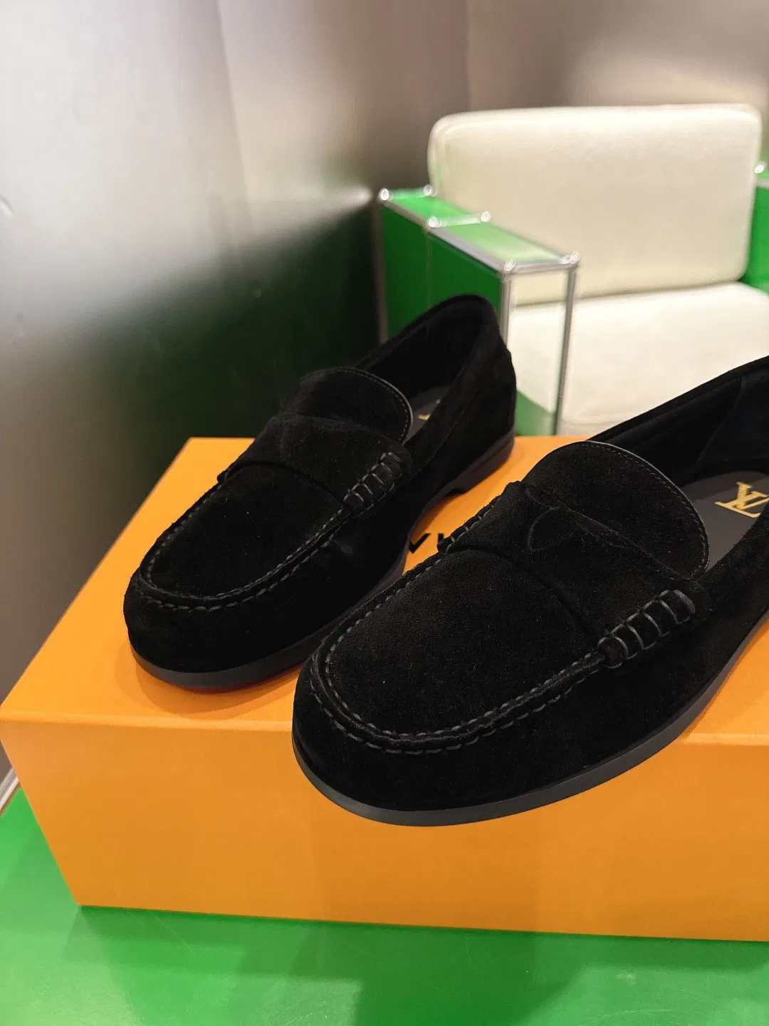 LV 27FW BXZUBKP 008 로퍼 7