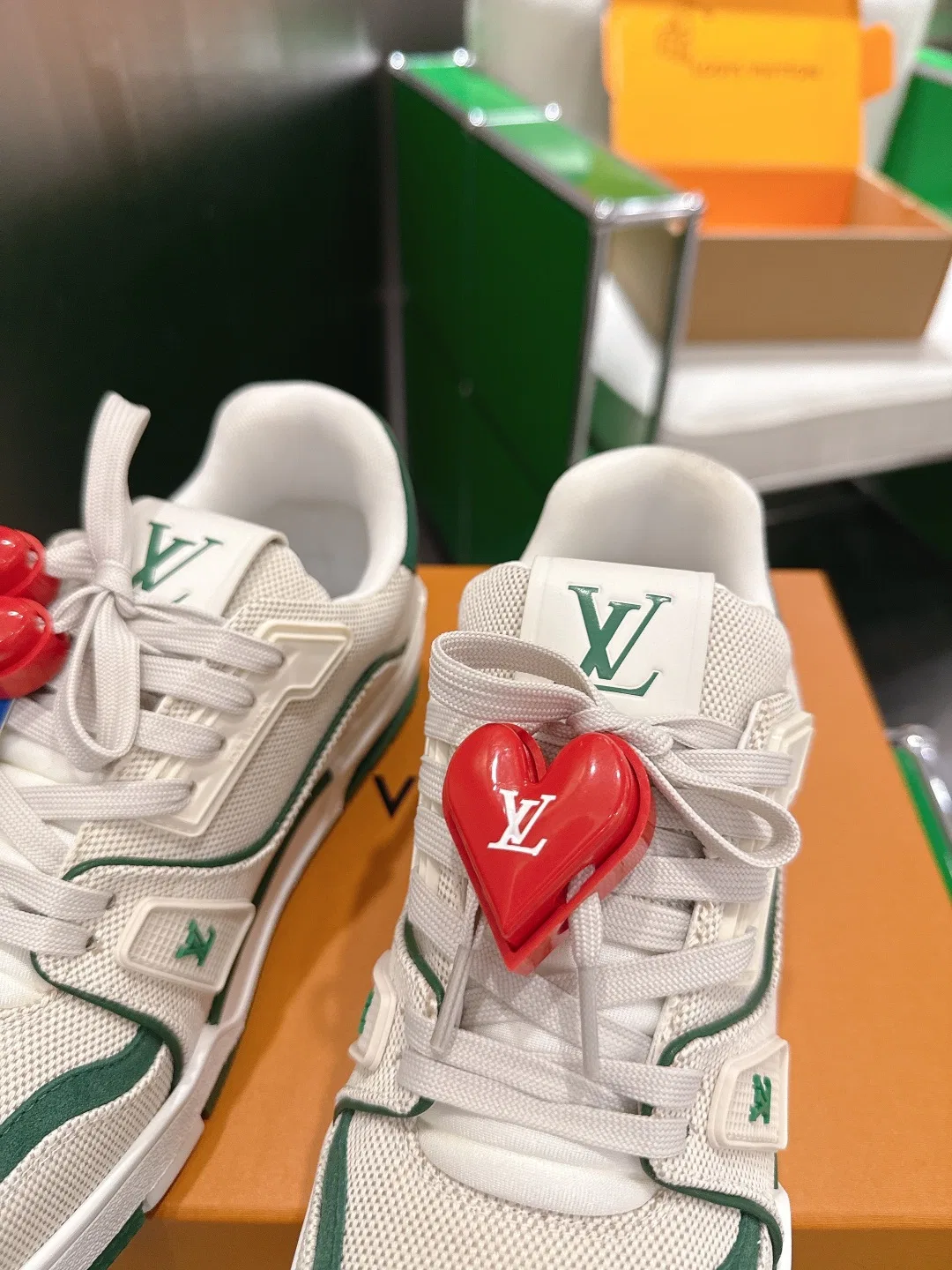LV 27FW BXZUBKP 009 스니커즈 8