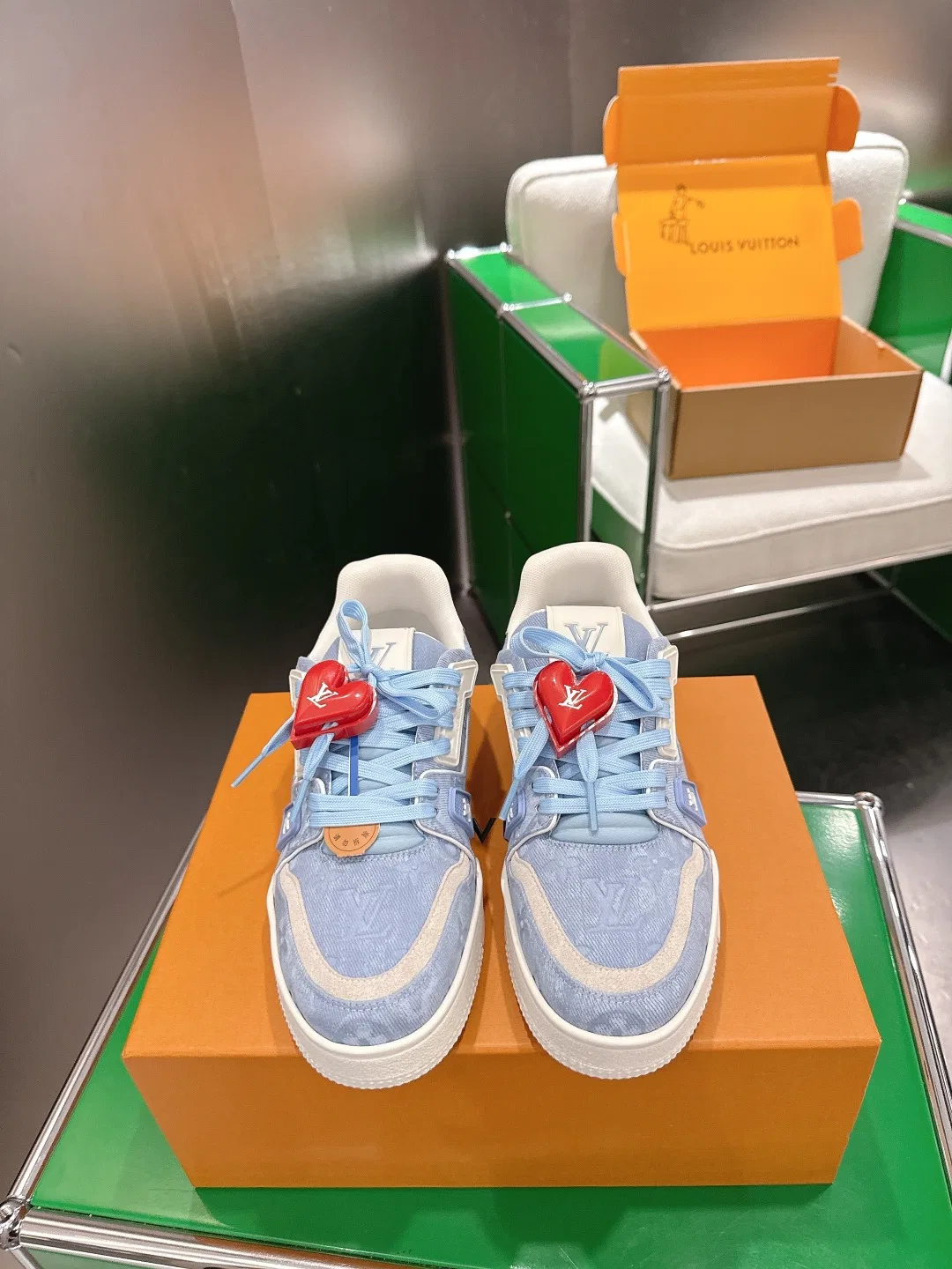 LV 27FW BXZUBKP 009 스니커즈 38