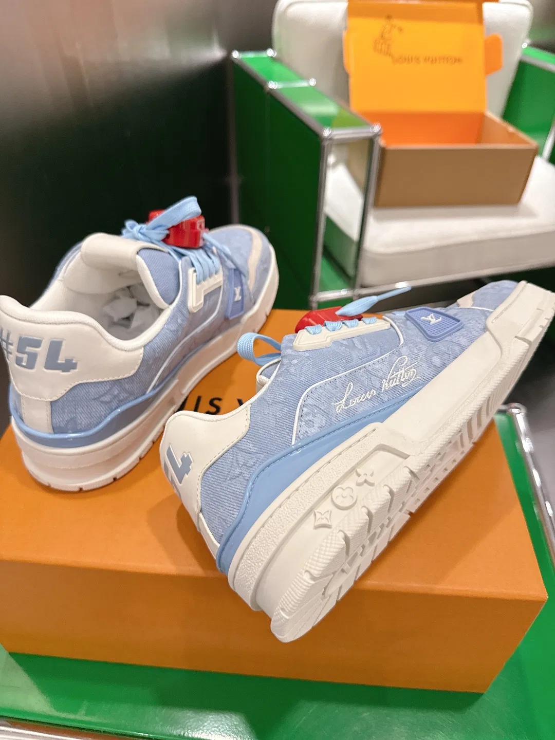 LV 27FW BXZUBKP 009 스니커즈 45