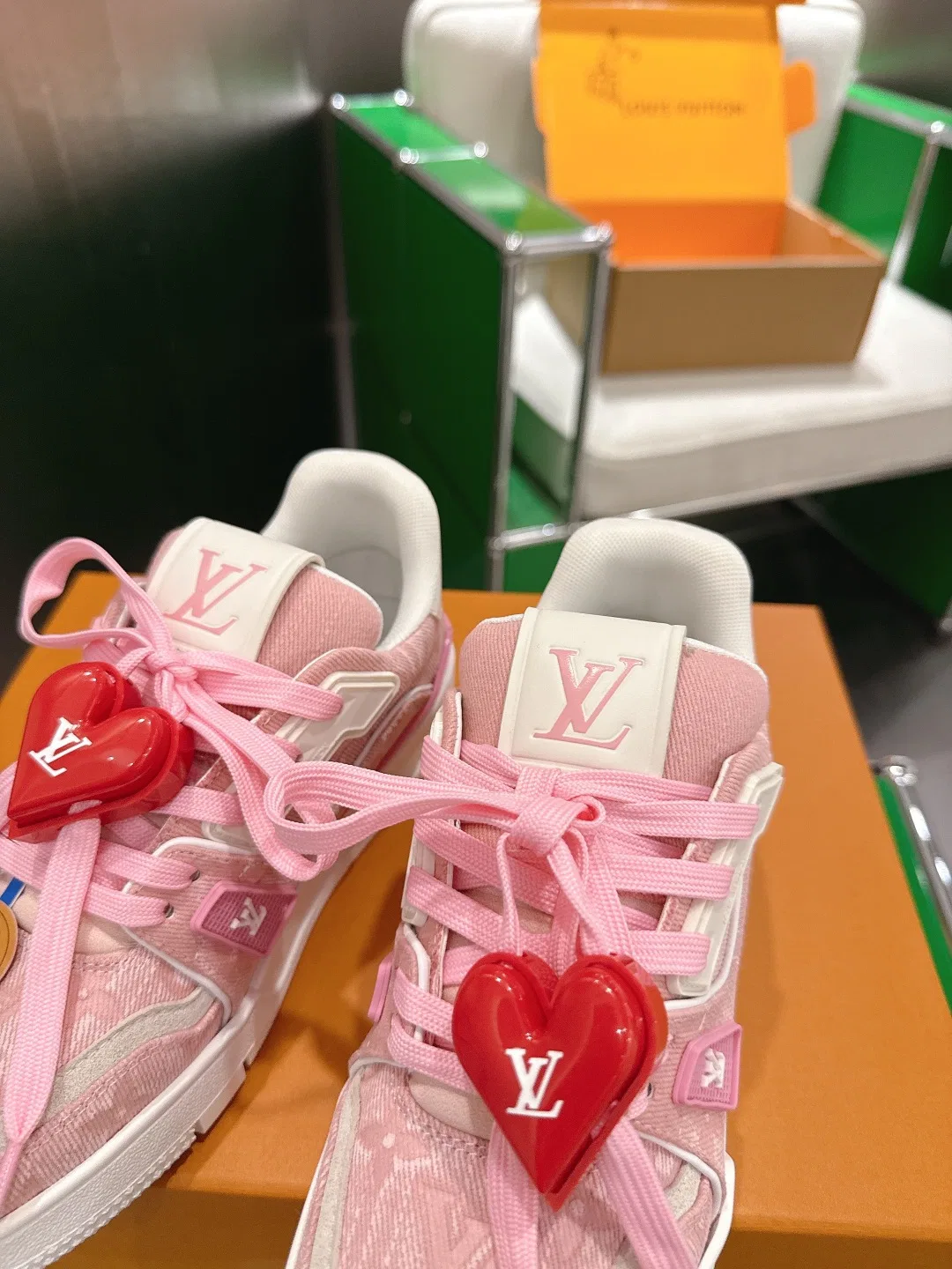 LV 27FW BXZUBKP 009 스니커즈 52