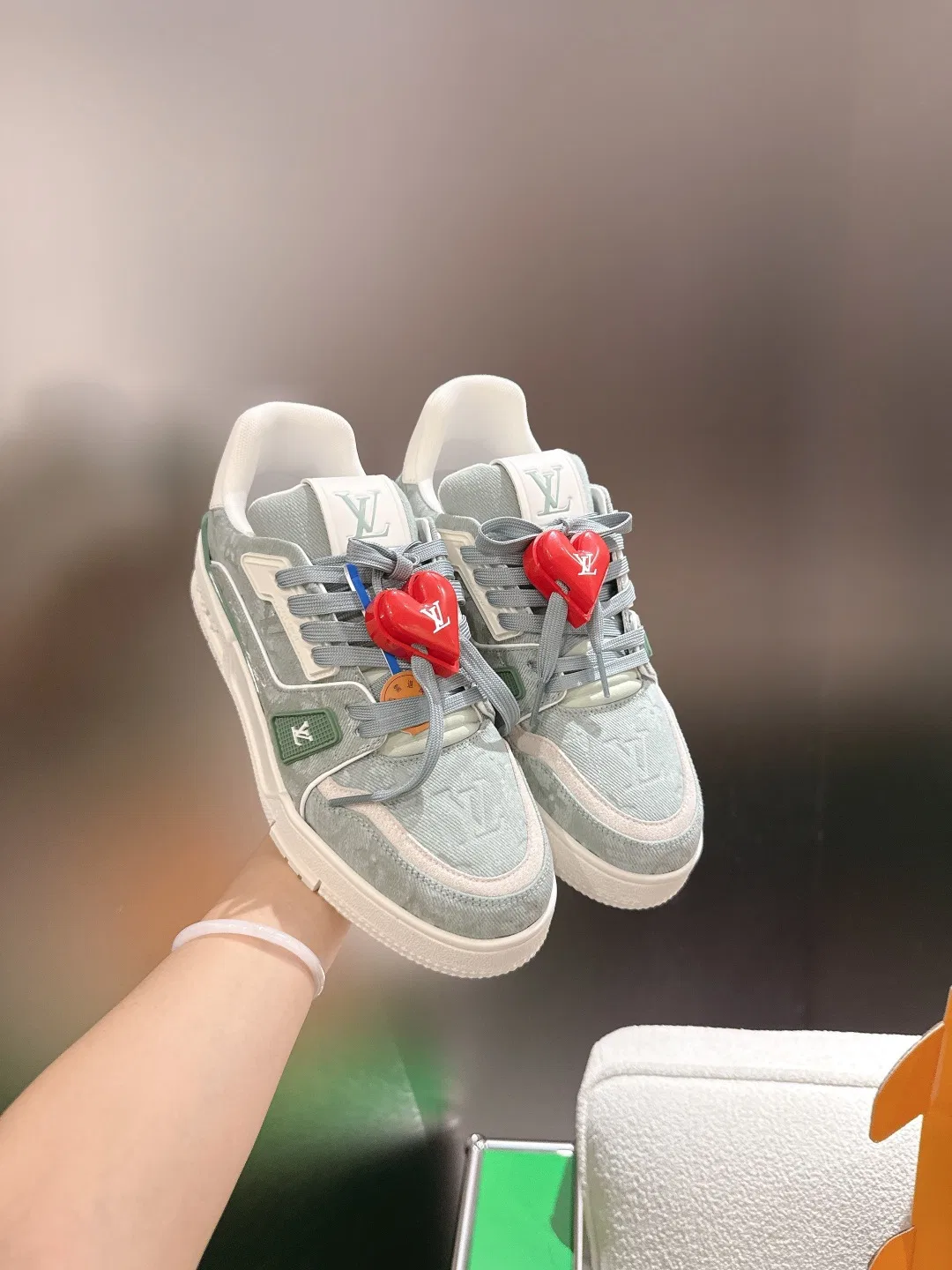 LV 27FW BXZUBKP 009 스니커즈 60