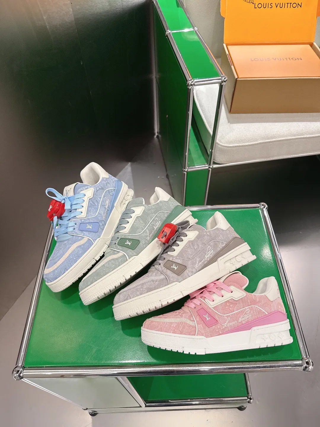LV 27FW BXZUBKP 009 스니커즈 65