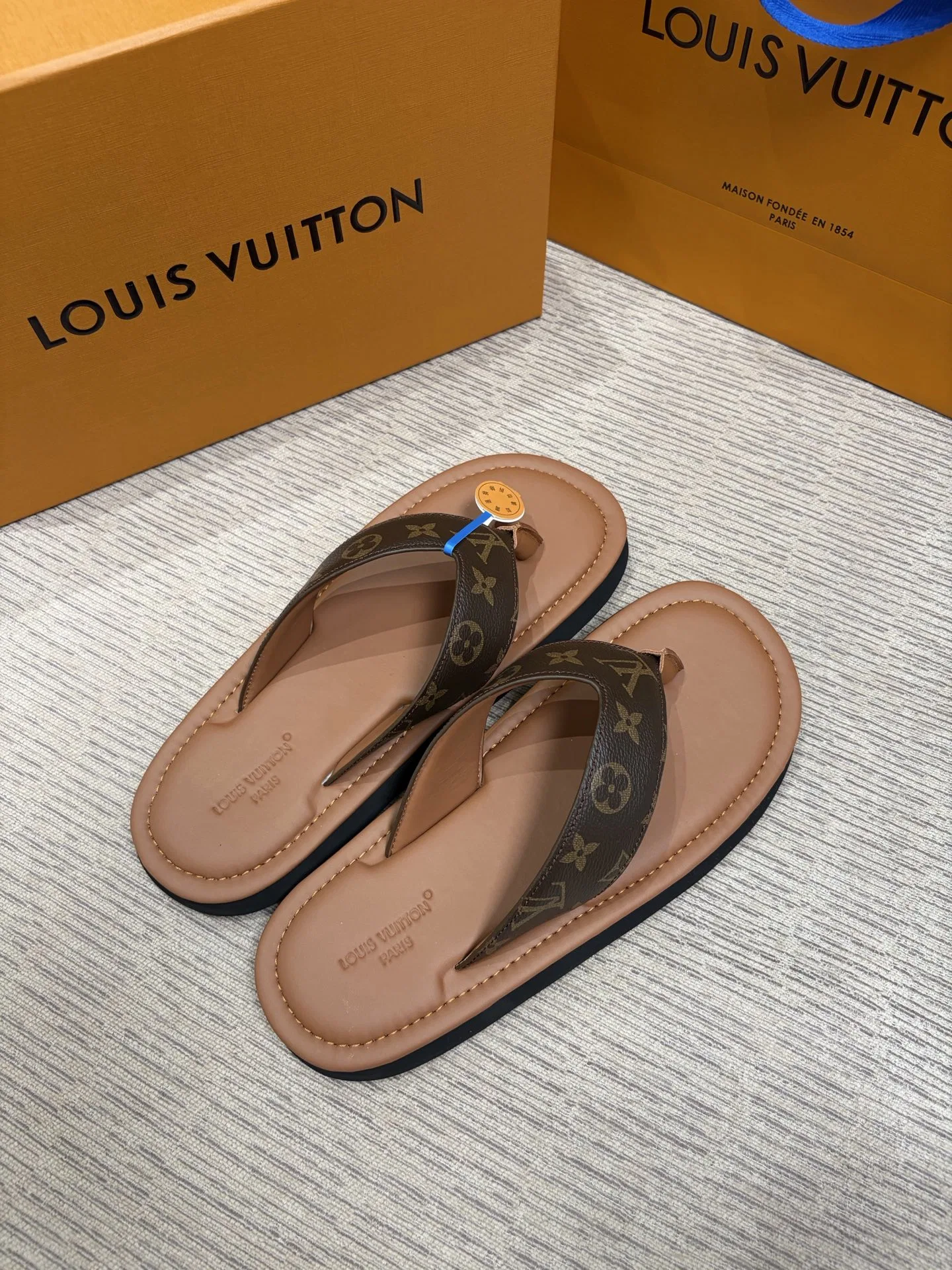 LV 27FW BXZUBKP 011 쪼리 26
