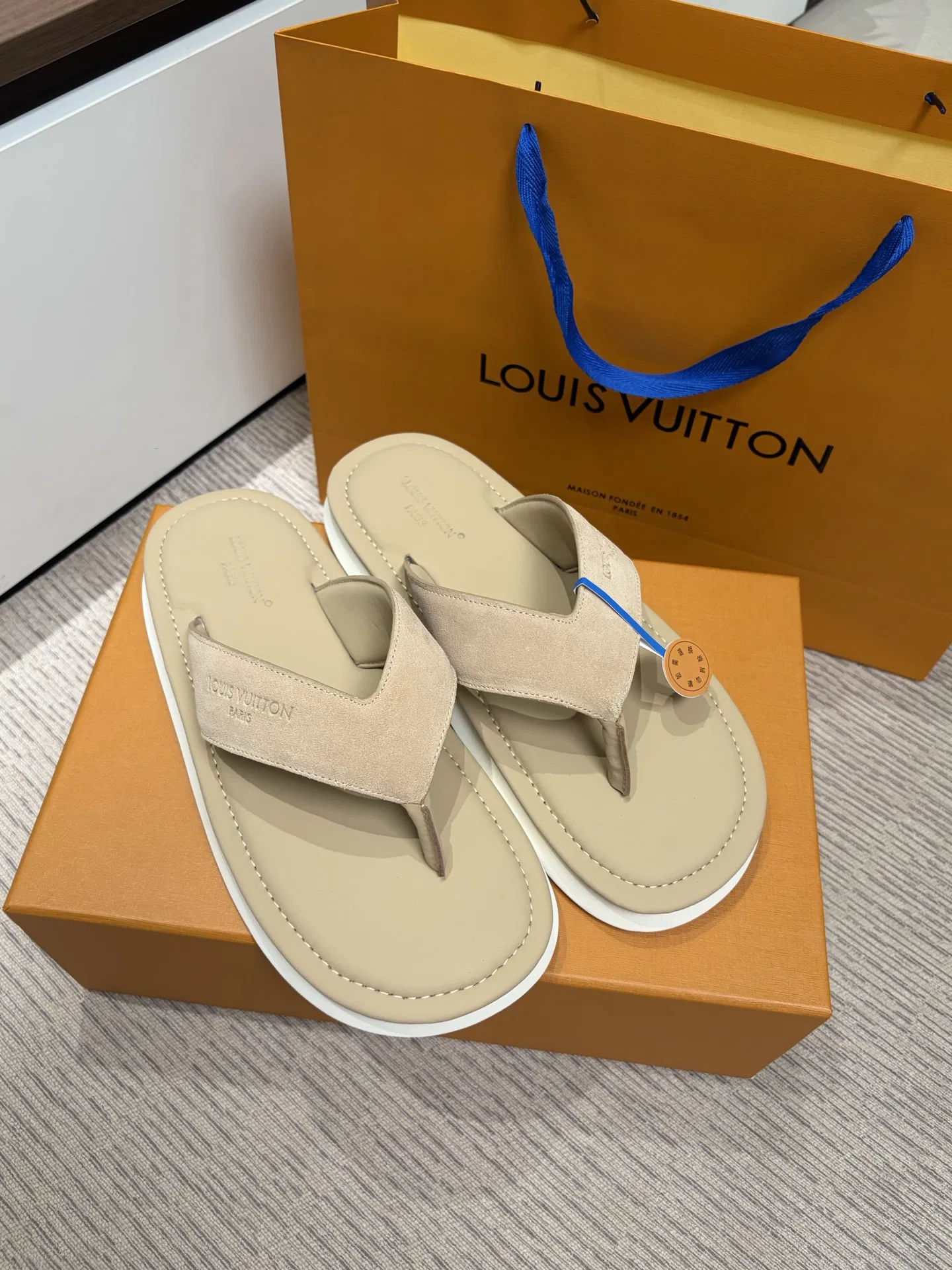 LV 27FW BXZUBKP 012 쪼리 7