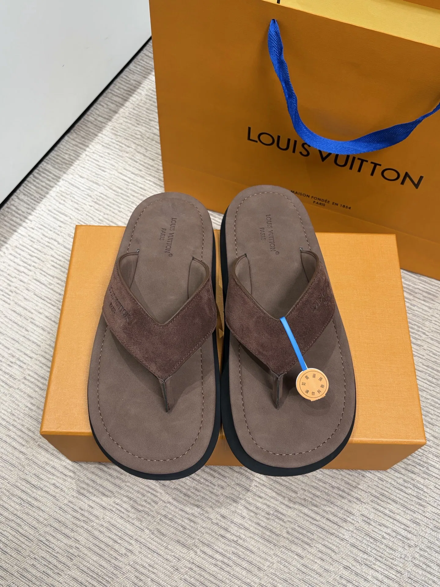 LV 27FW BXZUBKP 012 쪼리 14