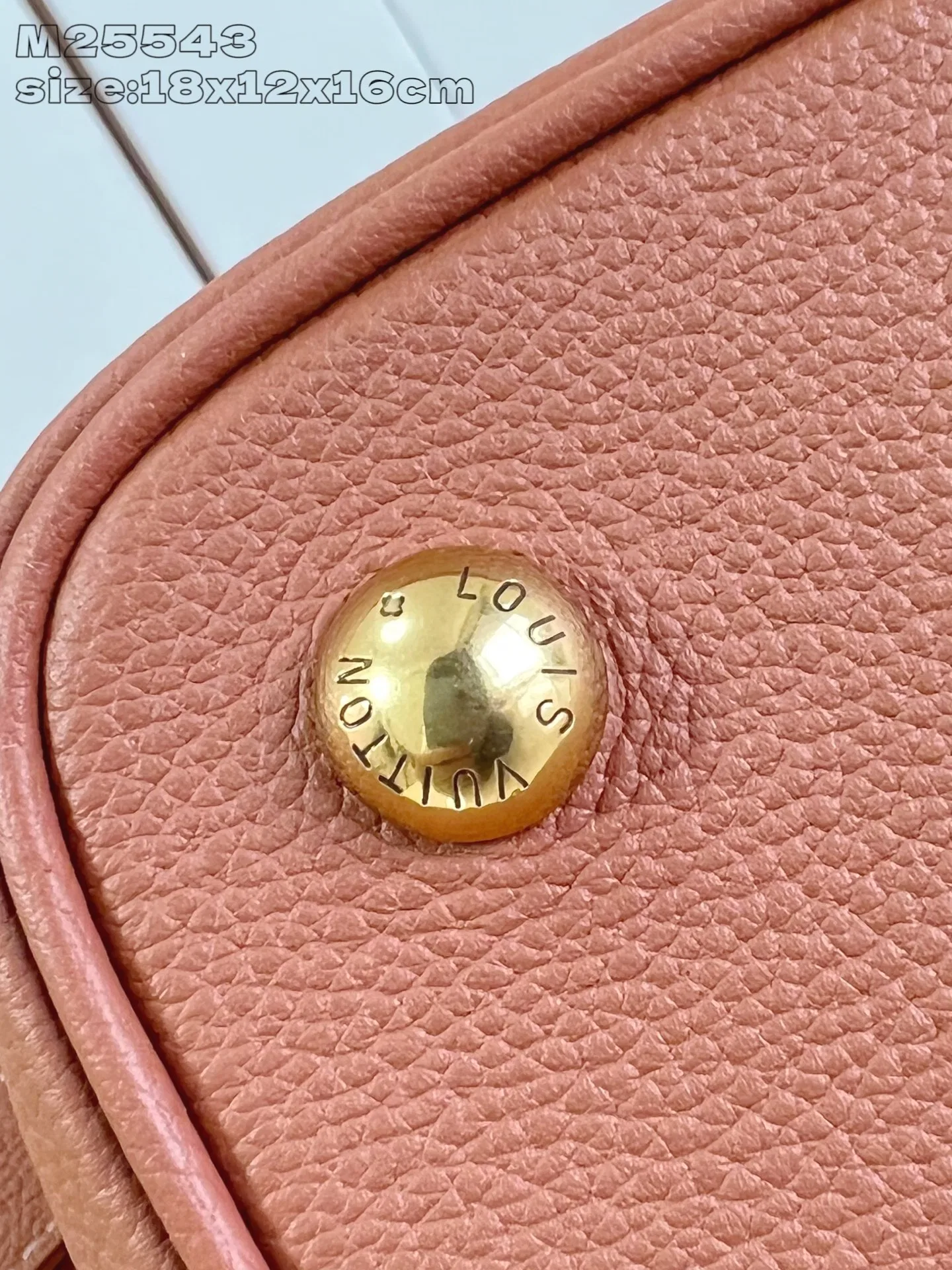 LV 27FW EJMGZXH 001 버킷백 27