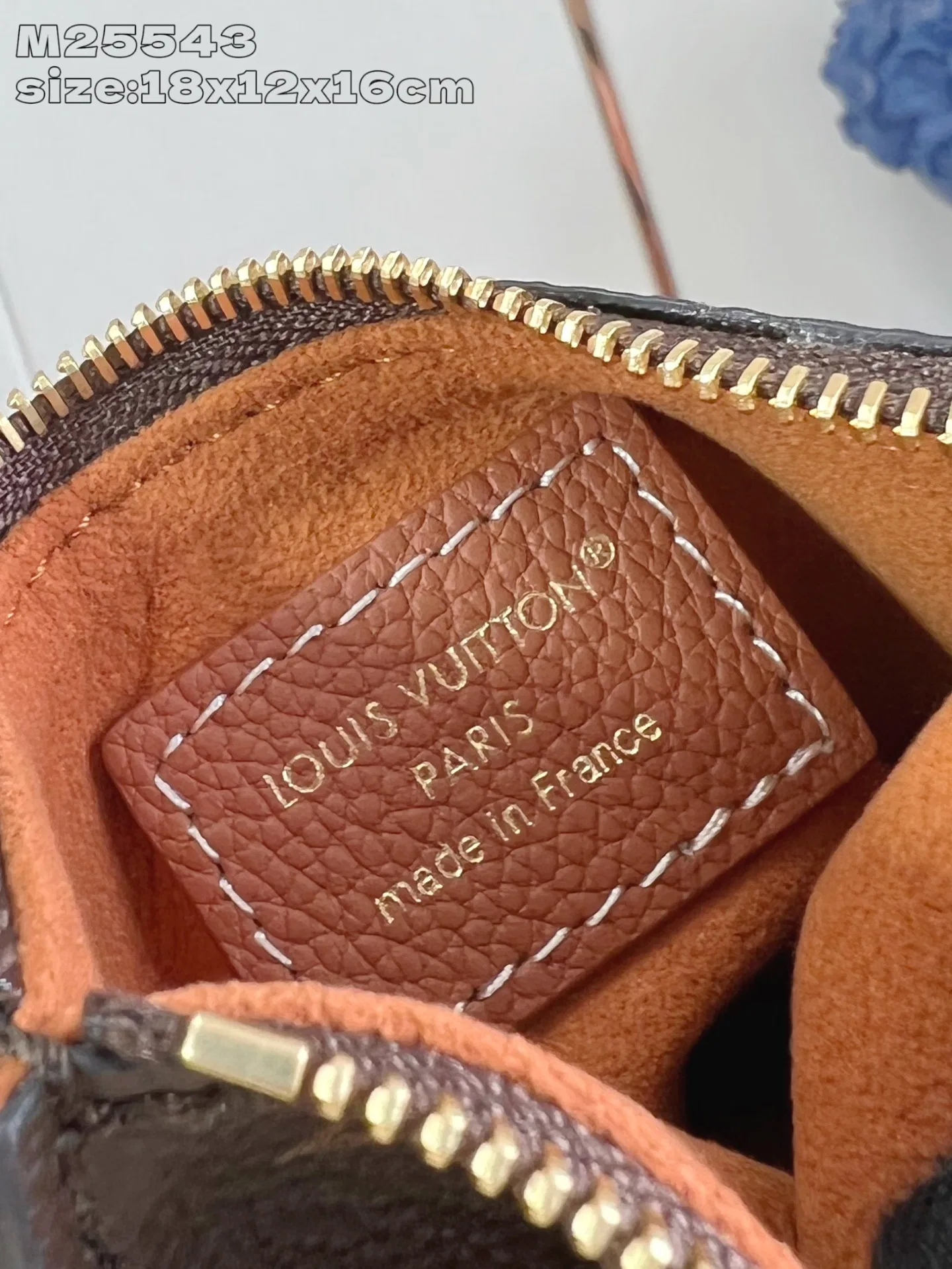 LV 27FW EJMGZXH 001 버킷백 35