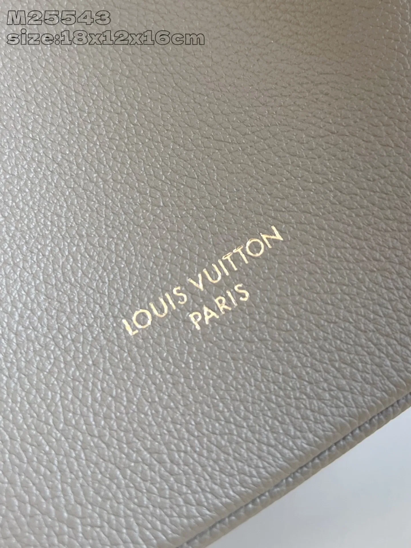 LV 27FW EJMGZXH 001 버킷백 45