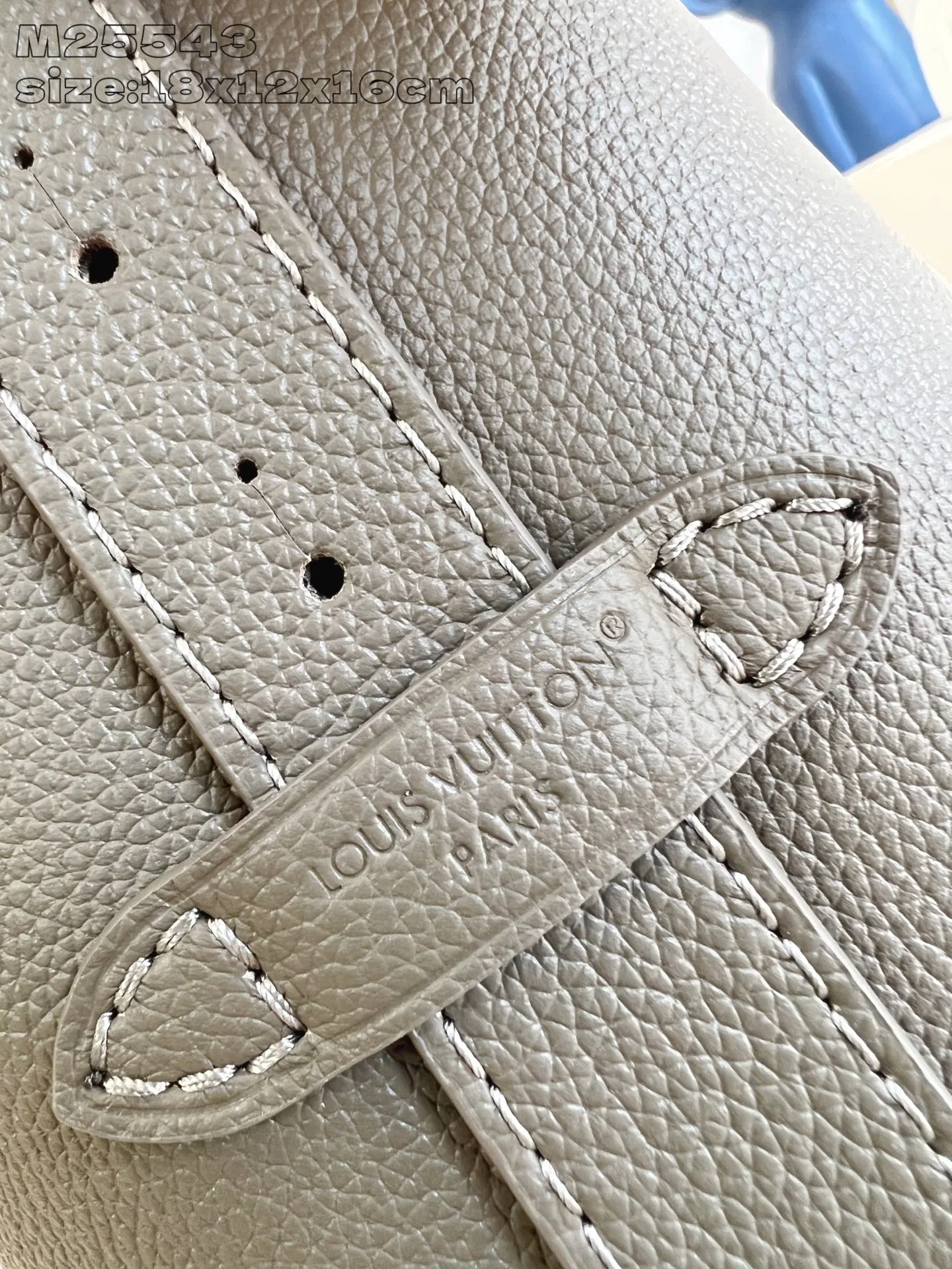 LV 27FW EJMGZXH 001 버킷백 48
