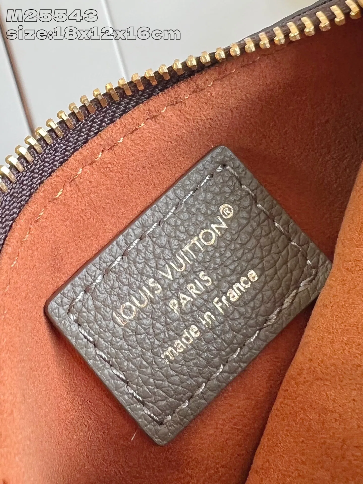 LV 27FW EJMGZXH 001 버킷백 61
