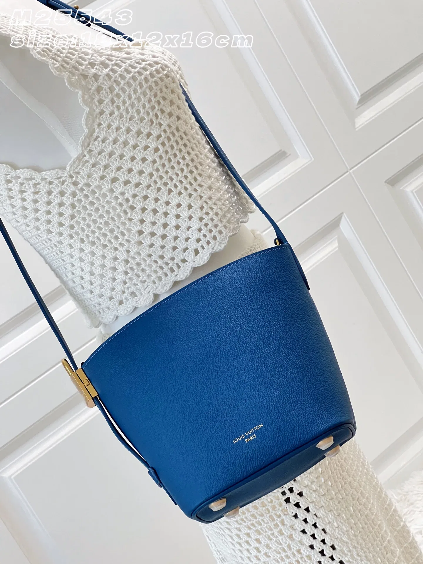 LV 27FW EJMGZXH 001 버킷백 78