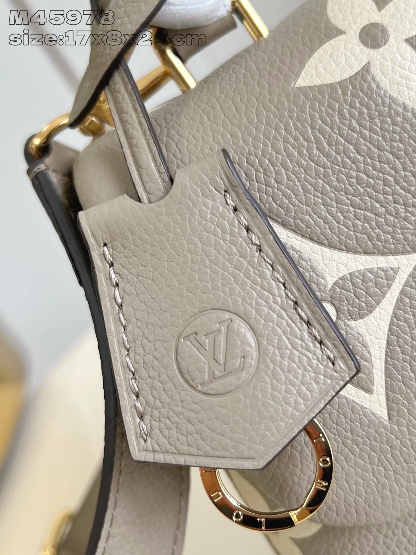 LV 27FW EJMGZXH 002 숄더백 12