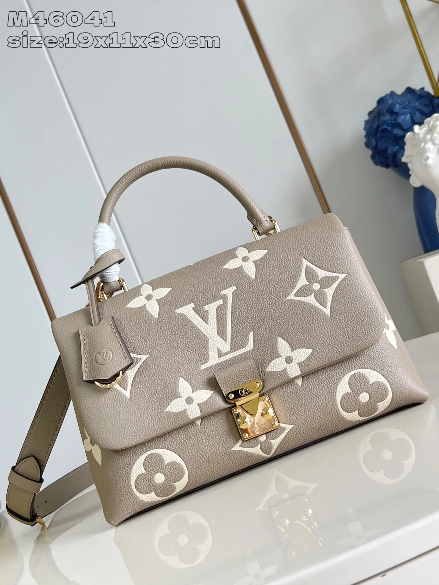 LV 27FW EJMGZXH 002 숄더백 42