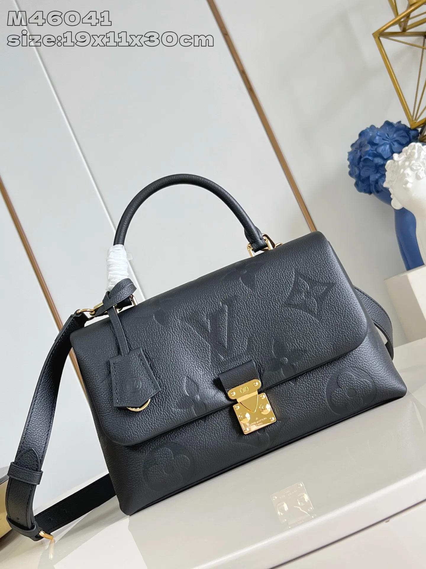 LV 27FW EJMGZXH 002 숄더백 62