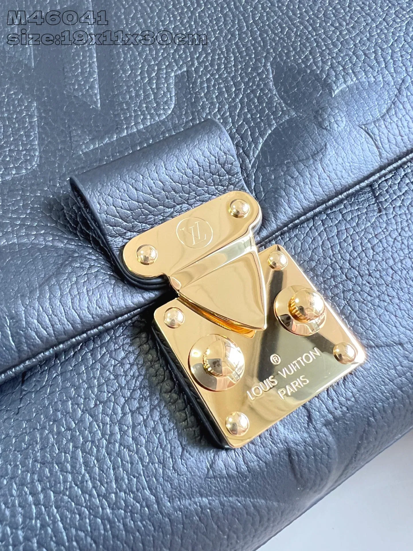 LV 27FW EJMGZXH 002 숄더백 64