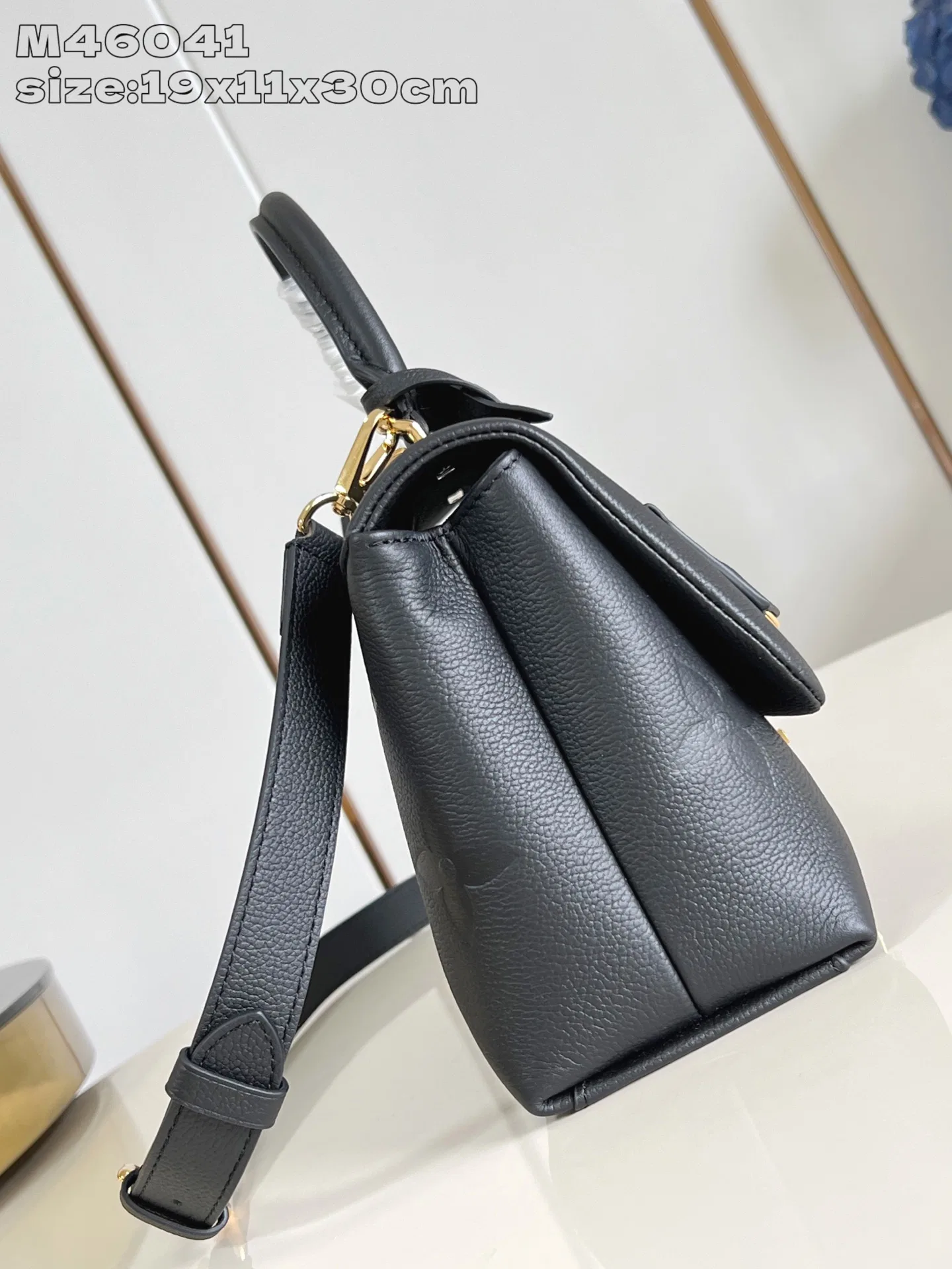 LV 27FW EJMGZXH 002 숄더백 65