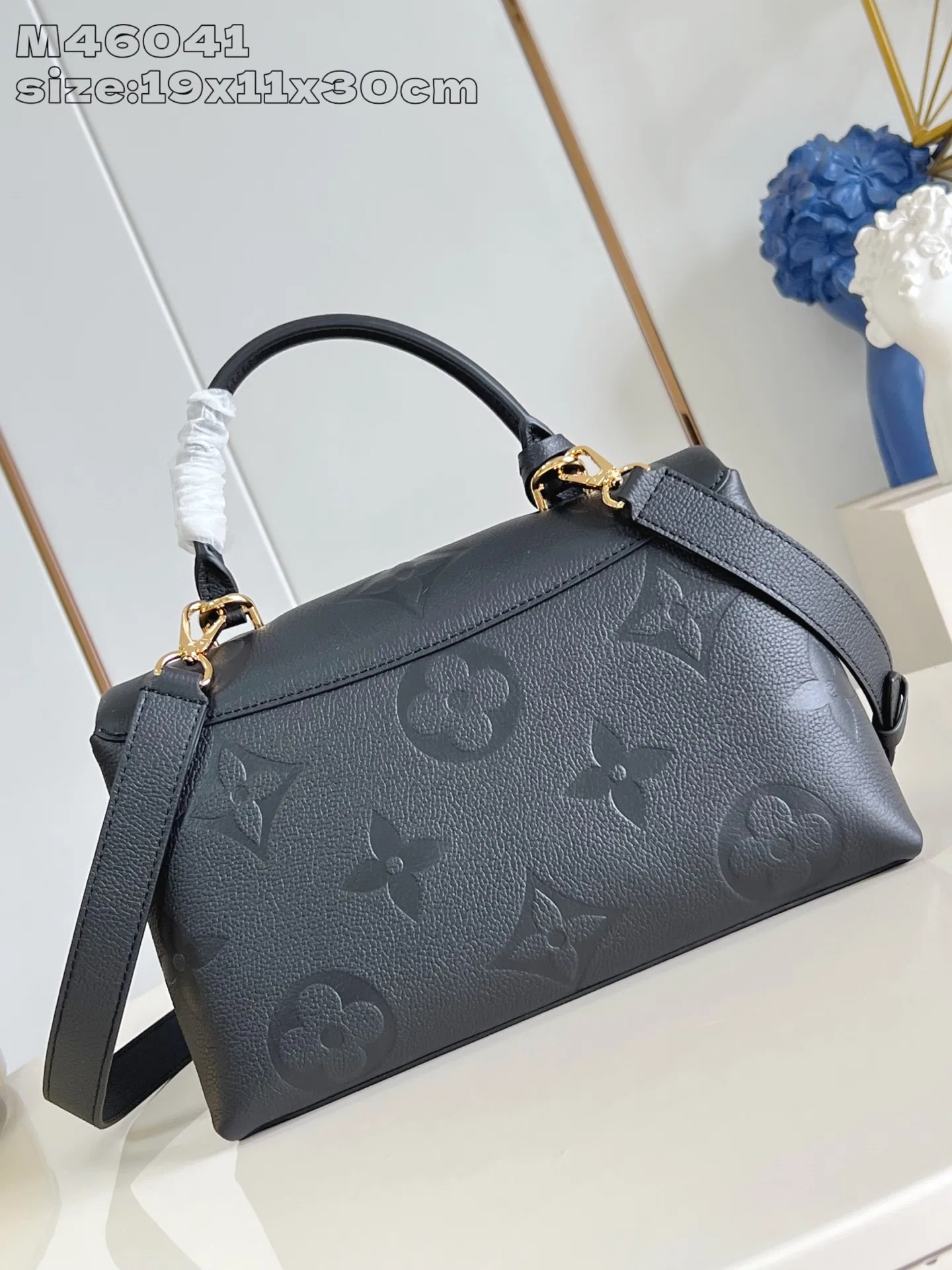 LV 27FW EJMGZXH 002 숄더백 66