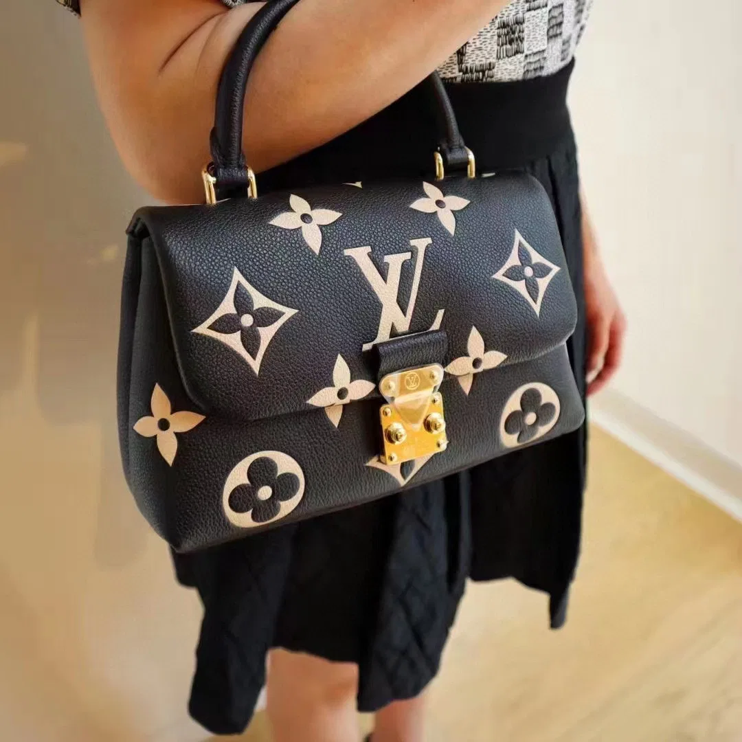 LV 27FW EJMGZXH 002 숄더백 78