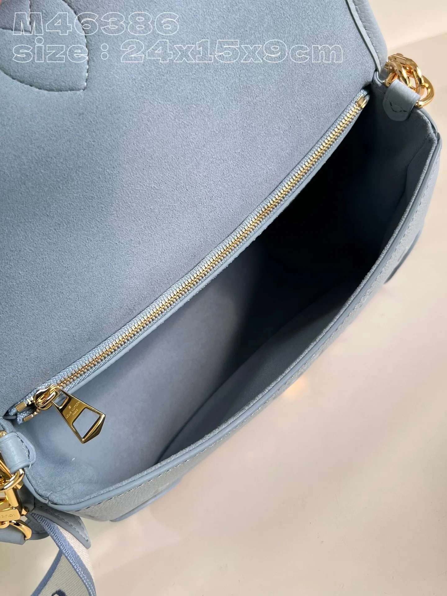 LV 27FW EJMGZXH 004 미니백 8