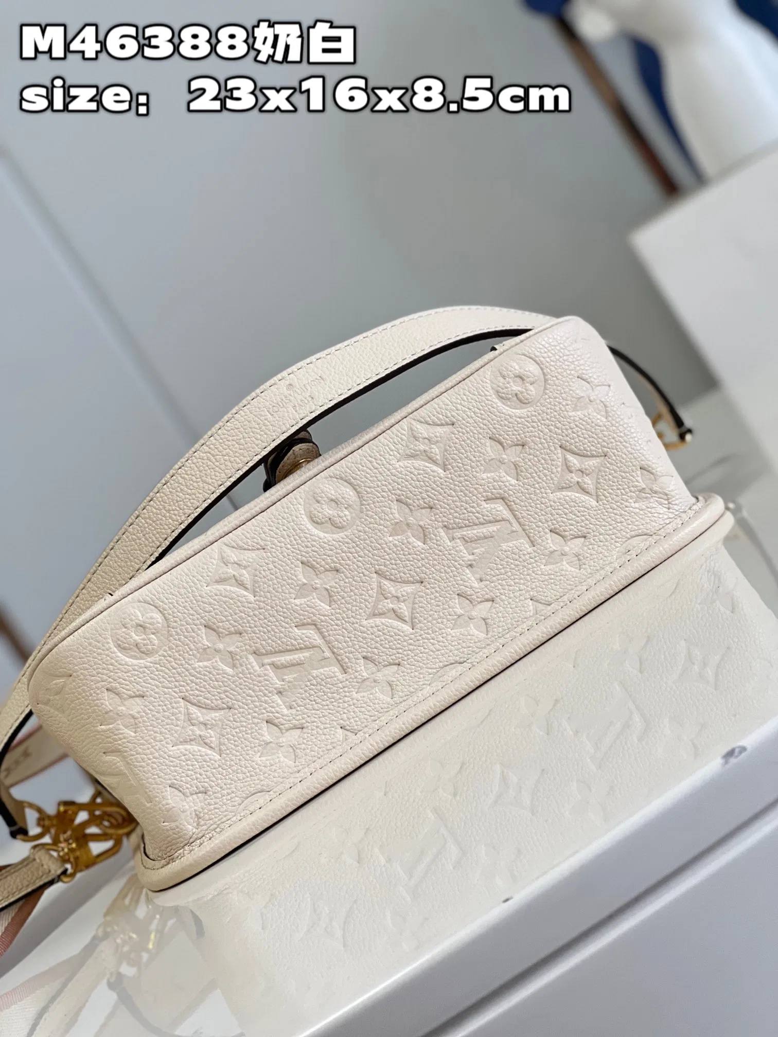 LV 27FW EJMGZXH 004 미니백 26