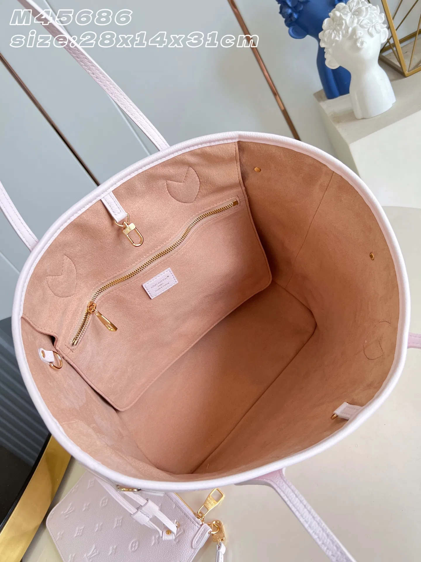 LV 27FW EJMGZXH 007 토트백 8
