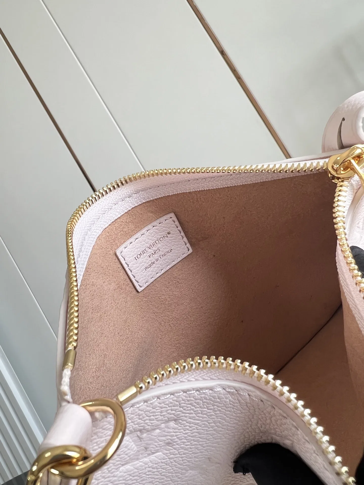 LV 27FW EJMGZXH 007 토트백 13