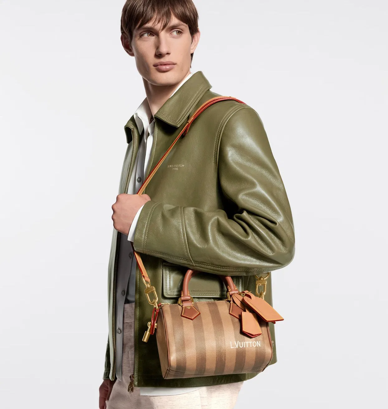 LV 27FW EJMGZXH 010 토트백 22