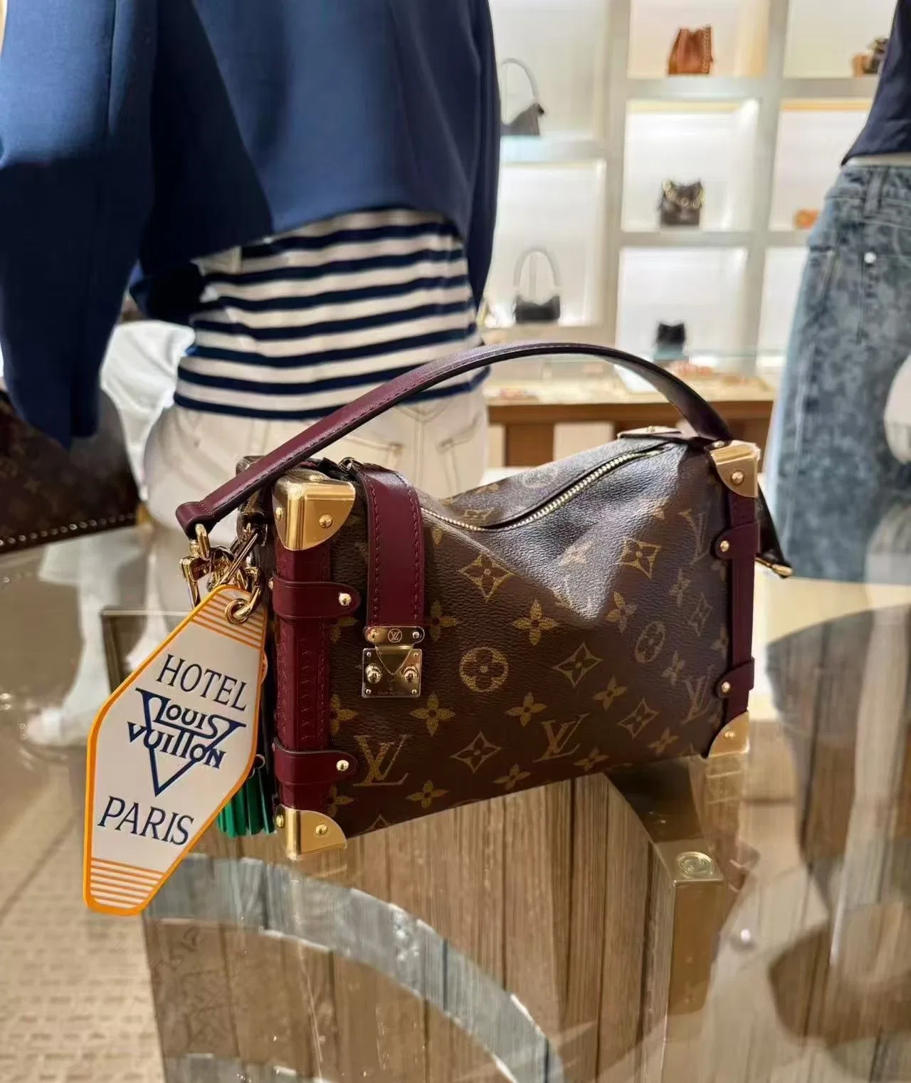 LV 27FW EJMGZXH 012 미니토트백 15