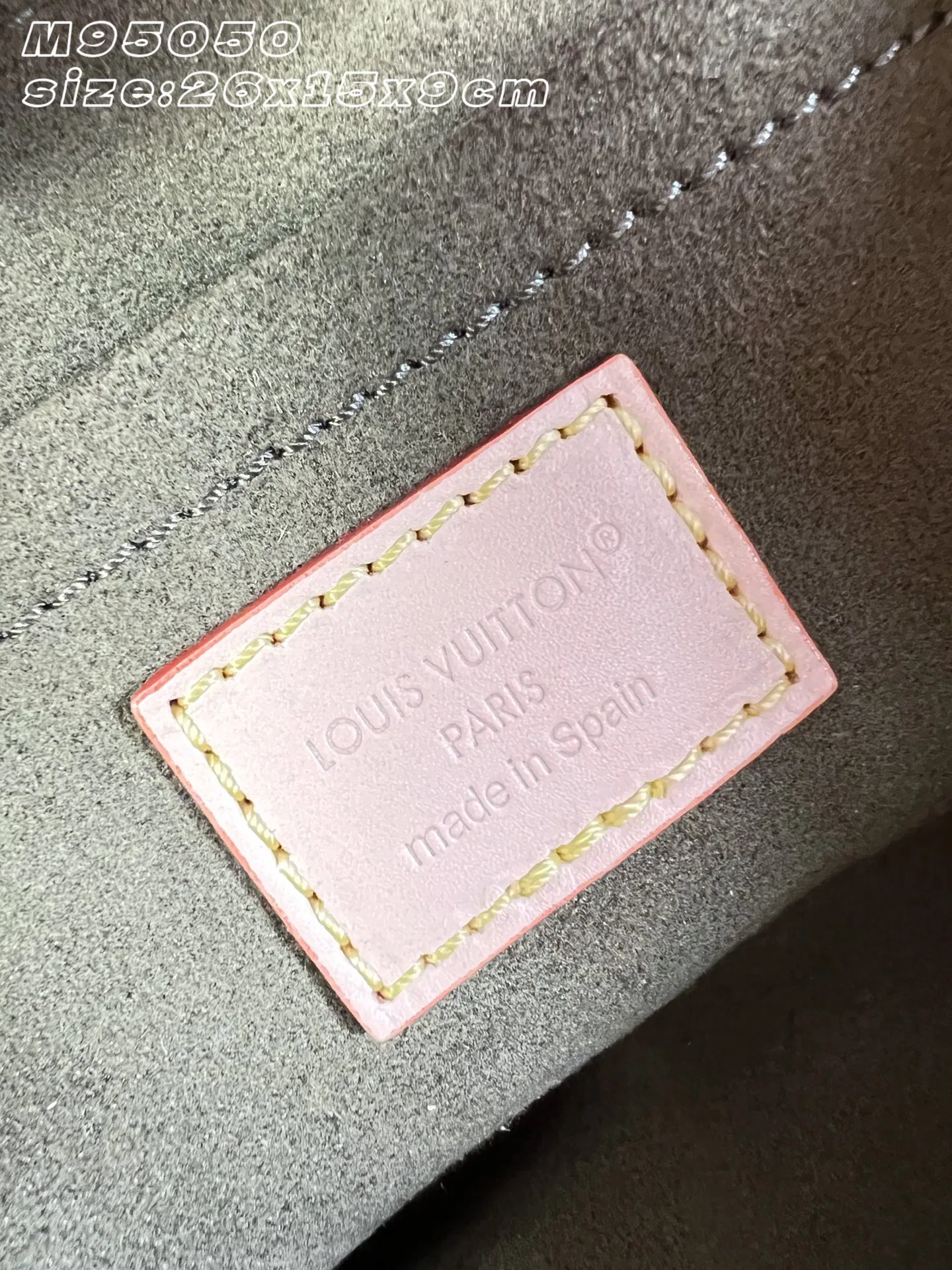 LV 27FW EJMGZXH 013 미니백 9